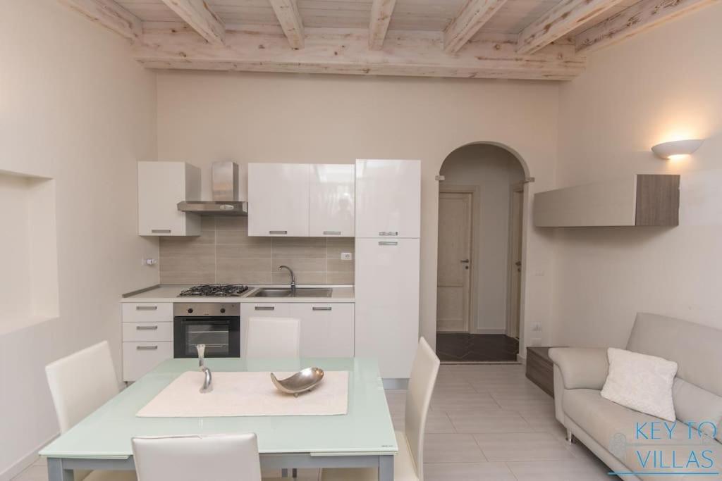 Brigata House - Luxury 2 Beds, Wifi, Balcony,Sea View - Key To Villas Кастельсардо Экстерьер фото